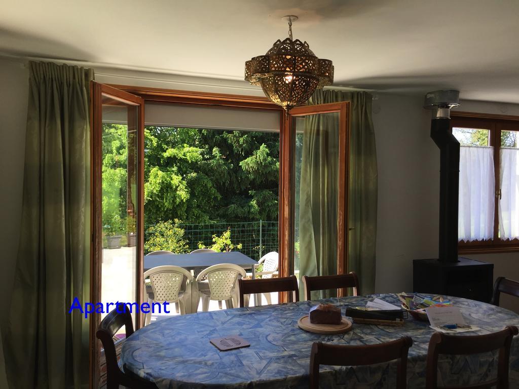 绿色小屋旅馆 Villard-sur-Boege 外观 照片